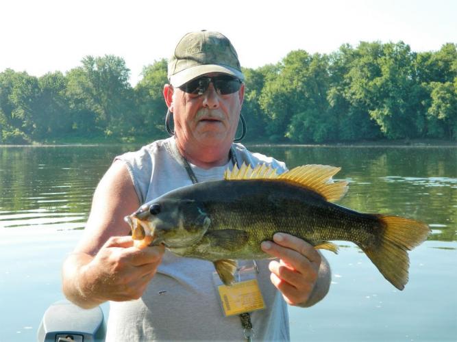 Braggin' Board Photo: Catching some nice river bass