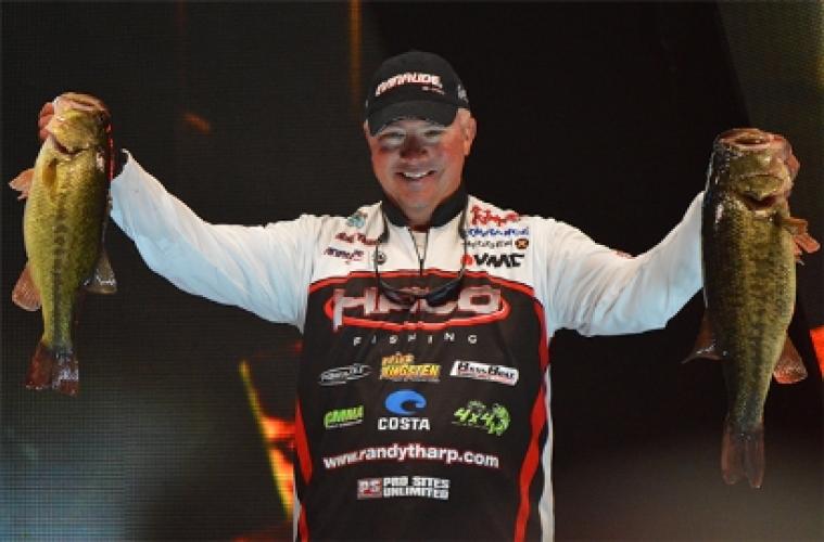 Randall Tharp in The Lead on Day One Of The 2014 Bassmaster Classic on Guntersville Braggin' Board Photo: Randall Tharp in The Lead on Day One Of The 2014 Bassmaster Classic on Guntersville