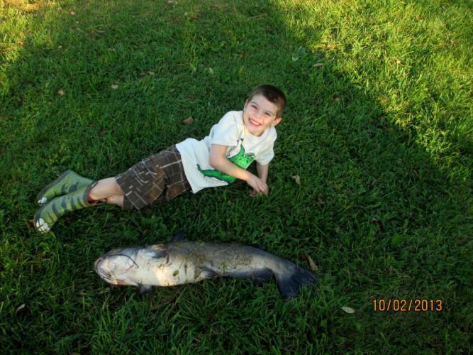 Braggin' Board Photo: Big Fish - 33" catfish caught by Victor, age 5