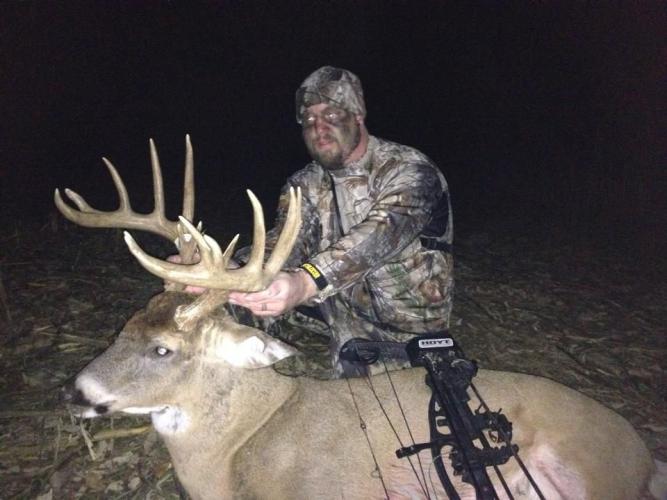 Braggin' Board Photo: Deer in SE Iowa, 1476043 630519180320693 1981633552 n