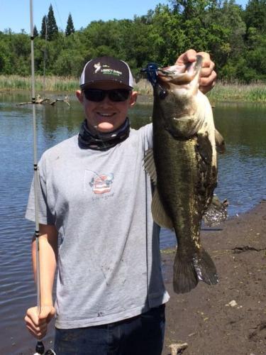 Braggin' Board Photo: Bedding Bass