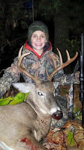 Braggin' Board Photo: Freddy Schaaff & 11 point Deer