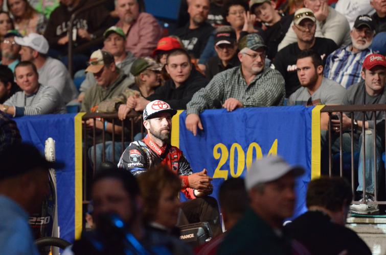 Mike Iaconelli waits his turn Braggin' Board Photo: Mike Iaconelli waits his turn