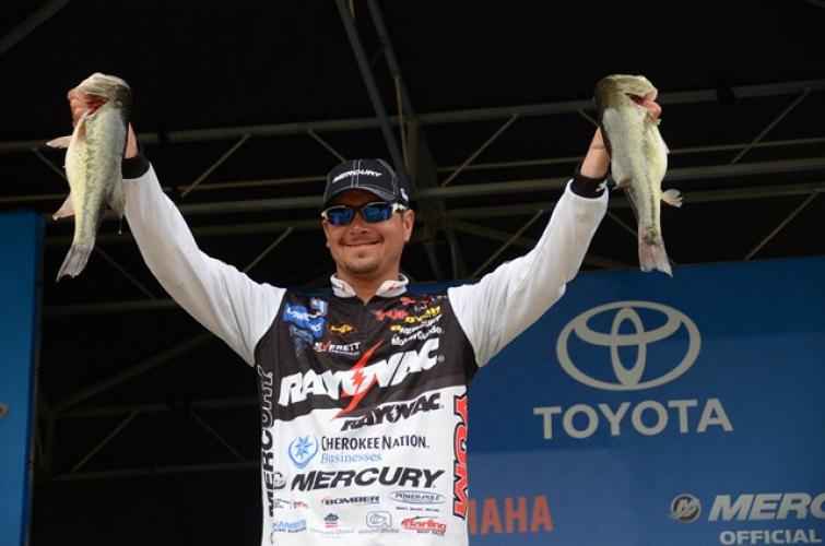 Jason Christie WINS 2013 Bassmaster Elite Bull Shoals Braggin' Board Photo: Jason Christie WINS 2013 Bassmaster Elite Bull Shoals