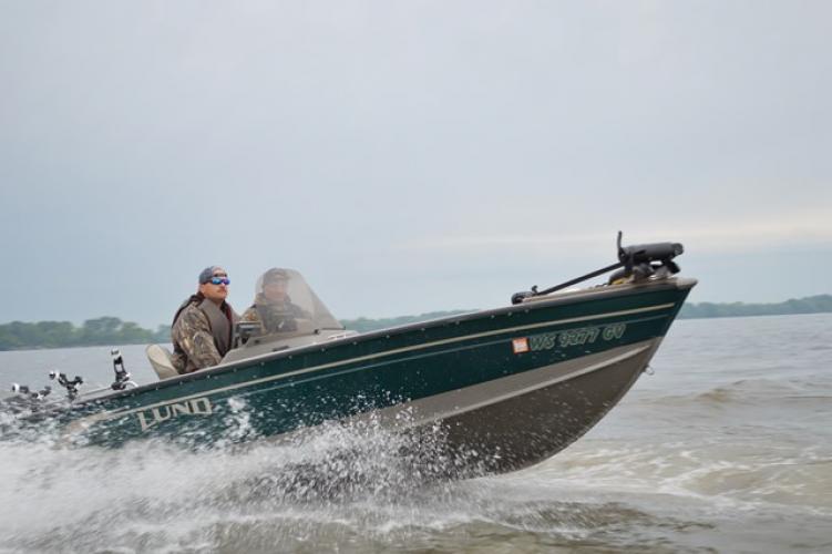Take Off at The Mercury Marine National Walleye Tournament Braggin' Board Photo: Take Off at The Mercury Marine National Walleye Tournament