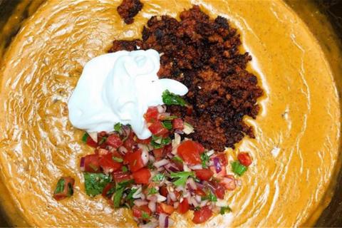 Queso Con Carne cheese dip