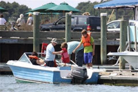 News & Tips: Safe Boating