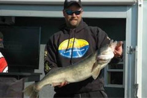 News & Tips: Expert Dan Hassevoort’s Fishing Tips on Trolling Full Circle...