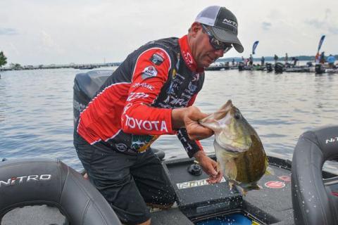 News & Tips: Kevin VanDam's Secret Bait