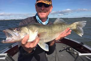 Braggin' Board Photo: Walleye on Devils Lake