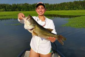 Braggin' Board Photo: 23" Largemouth Bass