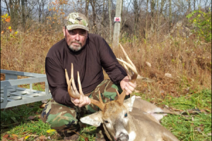 Braggin' Board Photo: 10 point Buck - Bristol TN