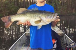 Braggin' Board Photo: Gabe's BIG Bass