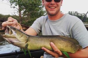 Braggin' Board Photo: Hunter Hayes Bowfin in a Kayak