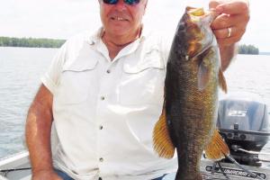 Braggin' Board Photo: 17 inch bass