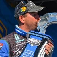 Ott DeFoe Wins The Bassmaster Elite Series Event on The Mississippi