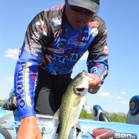 BPS Pro Scott Martin Loads His Bag on Day Three