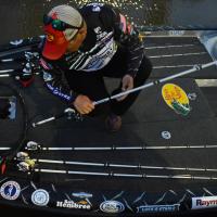 Chris Lane Sorts Through His Johnny Morris Combos Before Launch