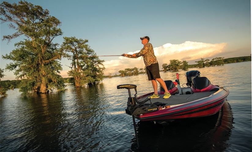 SMALL Boat BIG Motor! How Fast? 36 Volt Trolling Motor on Pelican Bass  Raider! Now its a bass boat! 