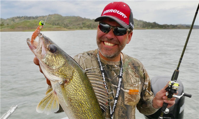 Go Vertical Jigging for Spring Walleyes with Artificial Baits