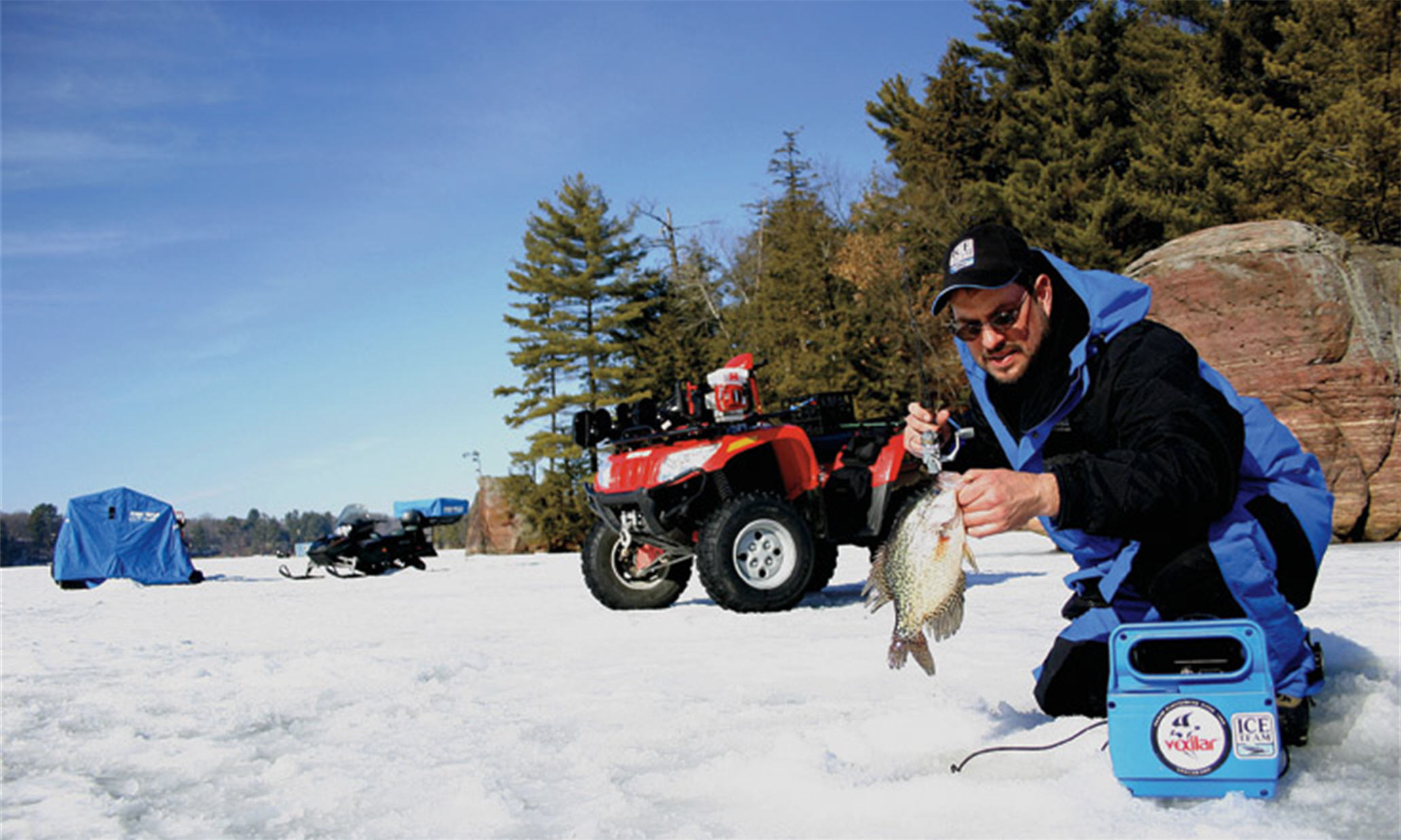 Sougayilang 1PCS Quality Winter Ice Jig 8g 82mm Fishing Lure VIB Fake