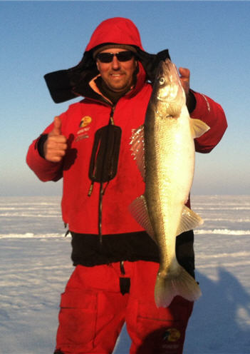 Catch World Class Walleye in the Annual Migration Route & Spawning