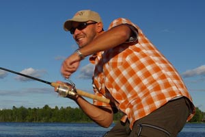 Rapid Eyewear Catch Pro Black Sunglasses for Fishing, with Interchangeable Polarised Lenses