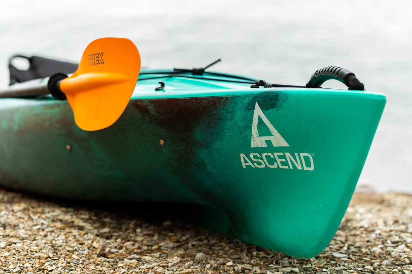 aqua-blue ascend d10 kayak