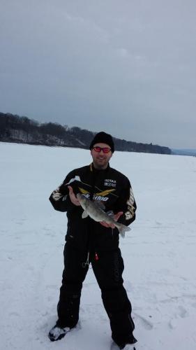 Braggin' Board Photo: Ice Fishing