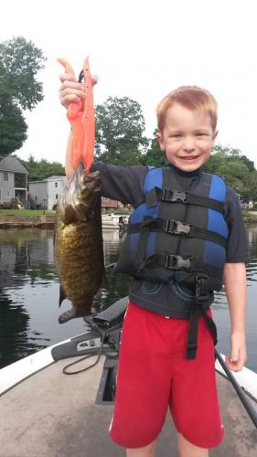 Braggin' Board Photo: No Help from Dad!