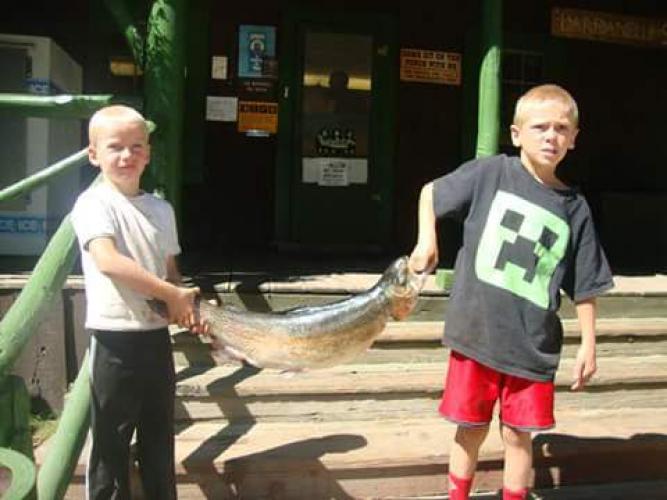 Braggin' Board Photo: Isaiah & Josiah ages 9 & 6