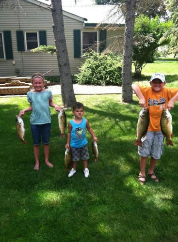 Braggin' Board Photo: Smallies bass