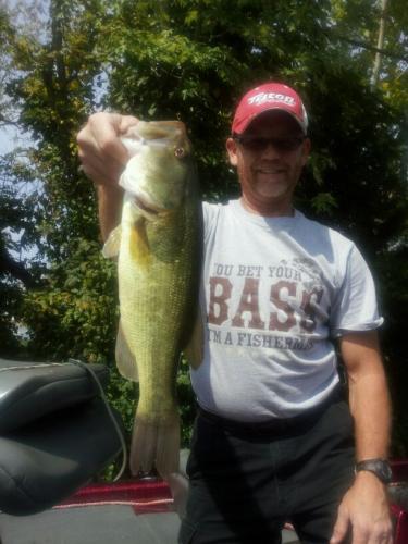 Braggin' Board Photo: BASS  pics