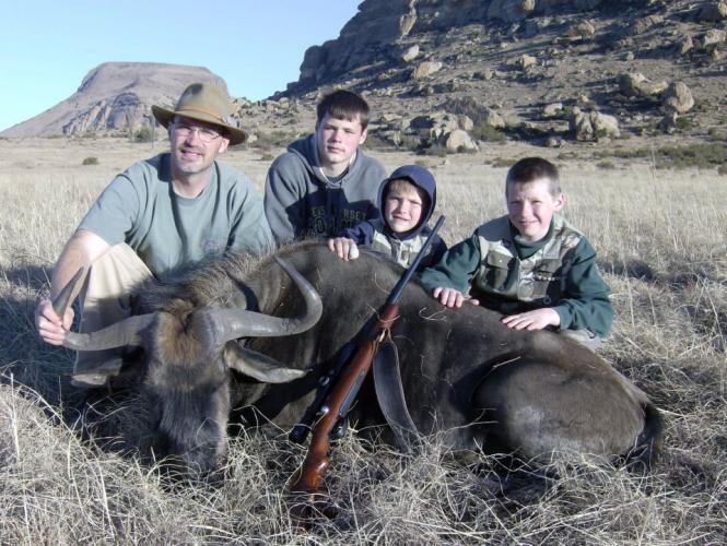 Braggin' Board Photo: Family Hunt