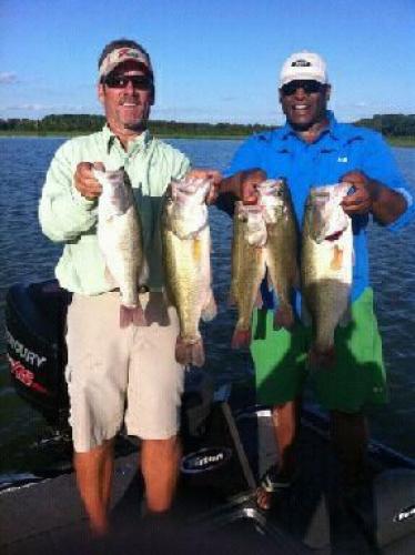 Braggin' Board Photo: A good day bass fishing in Arkansas