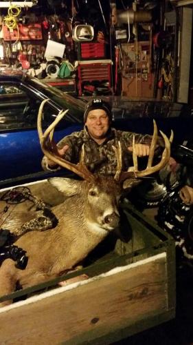 Braggin' Board Photo: Bow Season Buck