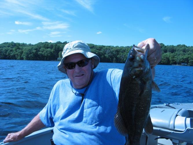 Braggin' Board Photo: 19 inch Smallmouth