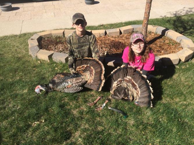 Braggin' Board Photo: NICK & SERYNA & THEIR TOMS