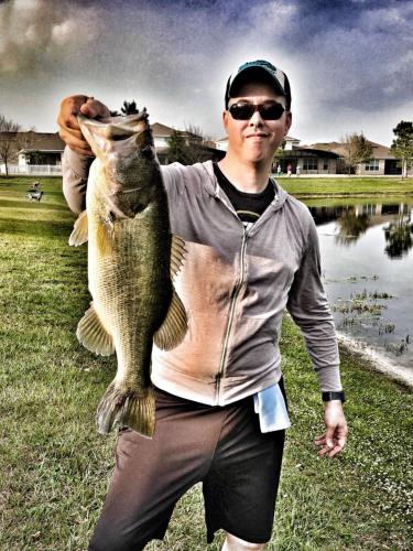 Braggin' Board Photo: Bassin the urban ponds