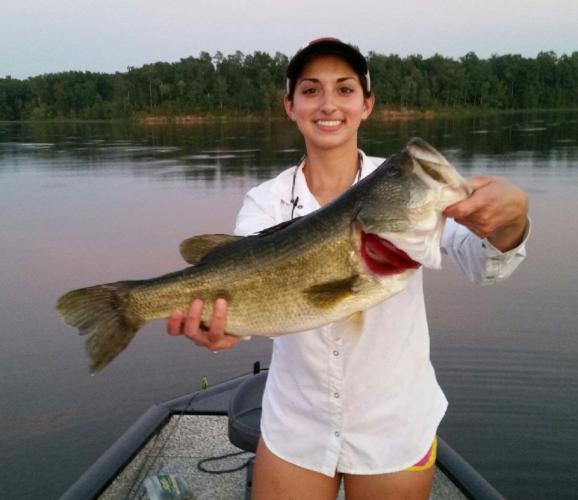 Braggin' Board Photo: 22" Largemouth