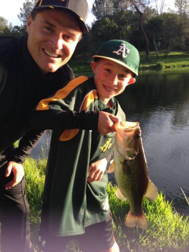 Braggin' Board Photo: Catching Bass
