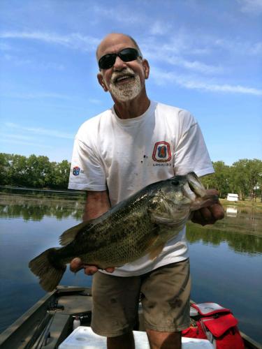 Braggin' Board Photo: Dave's Nice  Bass