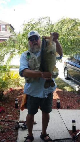 Braggin' Board Photo: 10 lb Bass