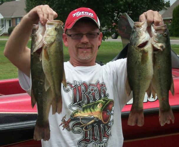 Braggin' Board Photo: Nice Bass Catch