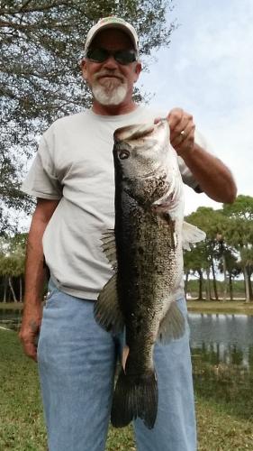 Braggin' Board Photo: 9 lbs 7 ozs Bass