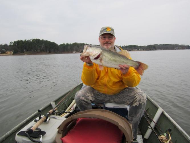 Braggin' Board Photo: Largemouth Bass - 10 lb., 4 oz. - my personal best