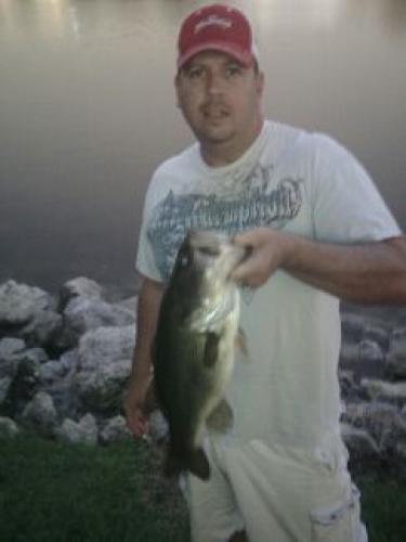 Braggin' Board Photo: 7 LB Bass