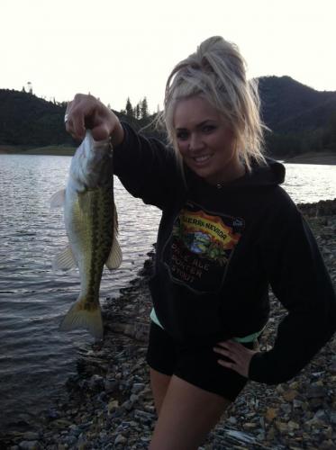 Braggin' Board Photo: Bass Fishing 577043 10200729264611364 526289506 n