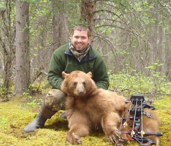 Braggin' Board Photo: Bear - Alaska Hunt