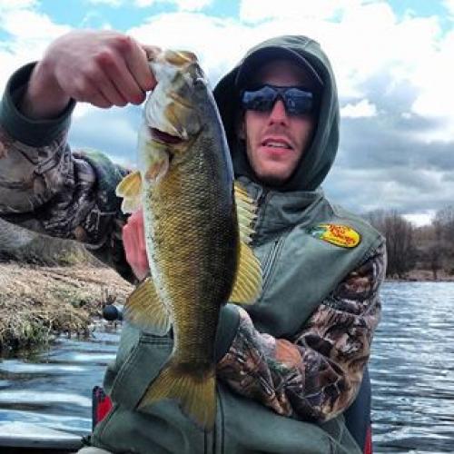 Braggin' Board Photo: Bass Fishing